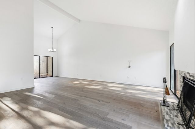 9611 Orchard Hill, Dallas, TX 75243