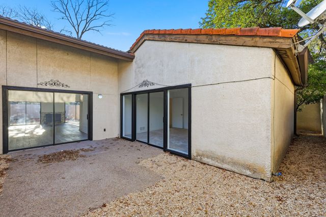 9611 Orchard Hill, Dallas, TX 75243