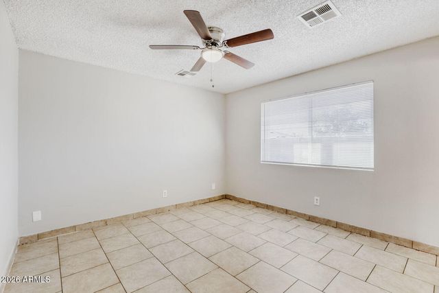 7201 W ROSE Lane, Glendale, AZ 85303