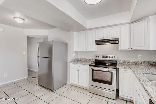 7201 W ROSE Lane, Glendale, AZ 85303