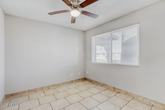 7201 W ROSE Lane, Glendale, AZ 85303