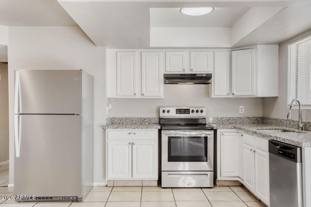 7201 W ROSE Lane, Glendale, AZ 85303