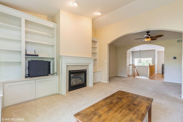 1040 Fairway Drive, Fox Lake, IL 60020