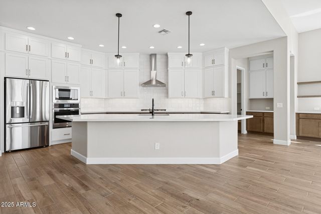 18927 W LAWRENCE Road, Waddell, AZ 85355