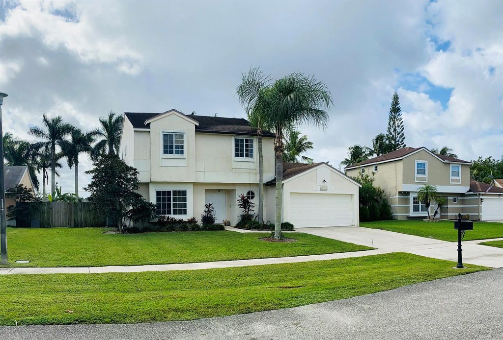 9928 Moss Pond Drive, Boca Raton, FL 33496