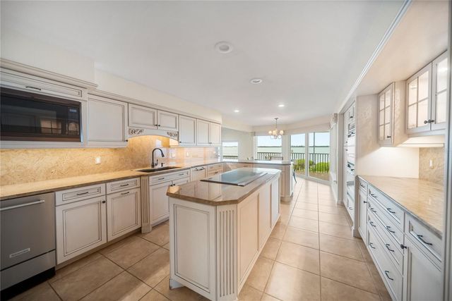 44 TIDY ISLAND BOULEVARD, Bradenton, FL 34210