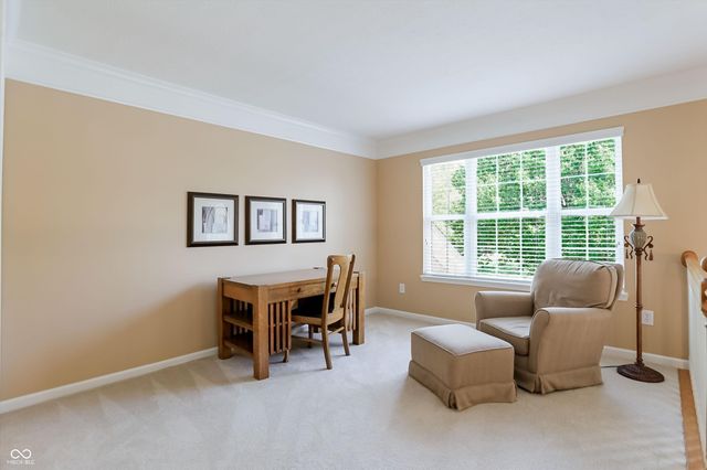 6834 Woodhaven Place, Zionsville, IN 46077