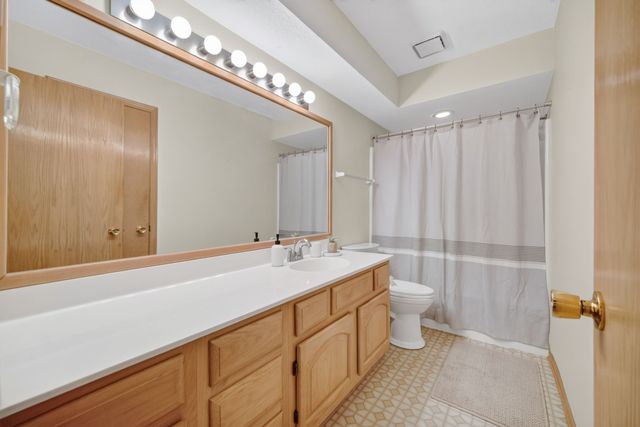 805 Valley West Drive, West Des Moines, IA 50265