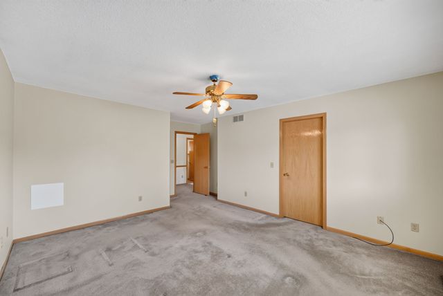 805 Valley West Drive, West Des Moines, IA 50265