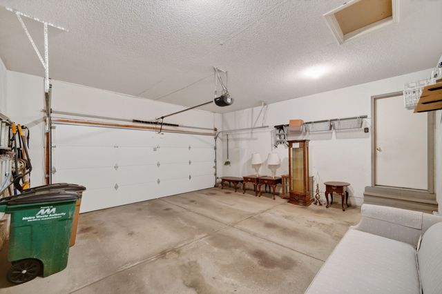805 Valley West Drive, West Des Moines, IA 50265