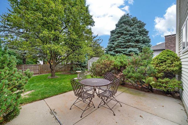 805 Valley West Drive, West Des Moines, IA 50265