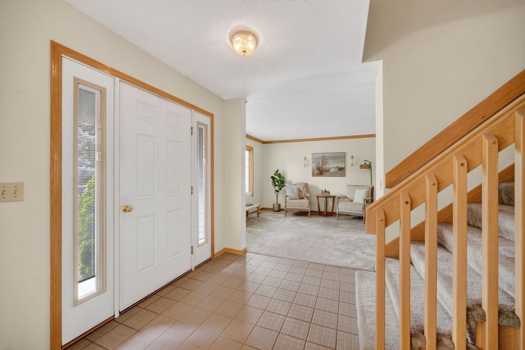 805 Valley West Drive, West Des Moines, IA 50265