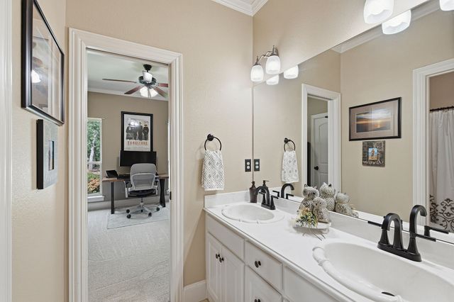 6701 Blackjack Oaks Road, Aubrey, TX 76227