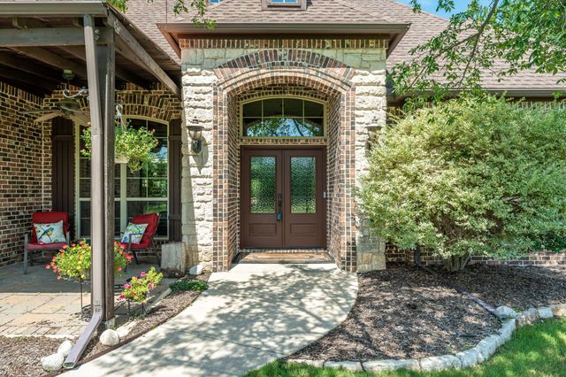 6701 Blackjack Oaks Road, Aubrey, TX 76227