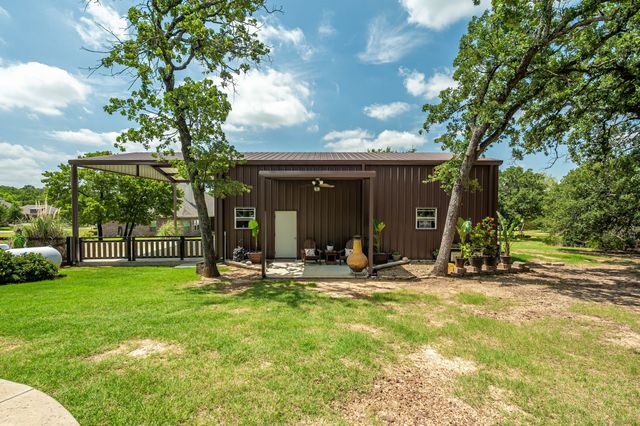 6701 Blackjack Oaks Road, Aubrey, TX 76227