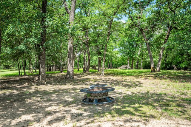 6701 Blackjack Oaks Road, Aubrey, TX 76227