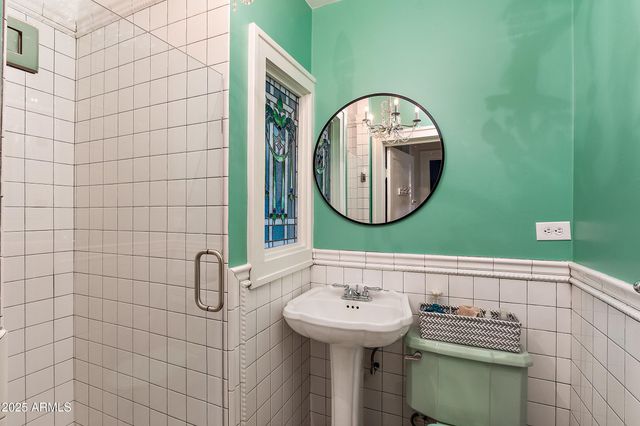 38 W VERNON Avenue, Phoenix, AZ 85003