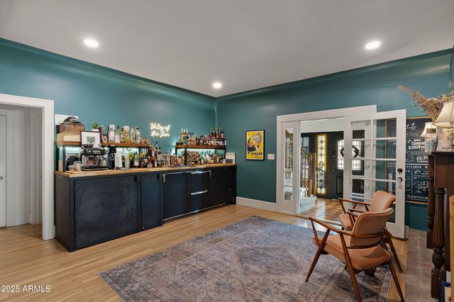 38 W VERNON Avenue, Phoenix, AZ 85003