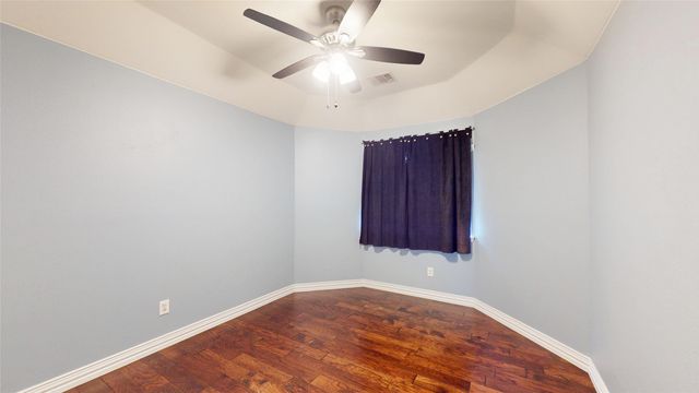 14 E Hillside Place, Trophy Club, TX 76262