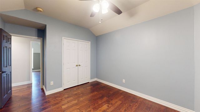 14 E Hillside Place, Trophy Club, TX 76262