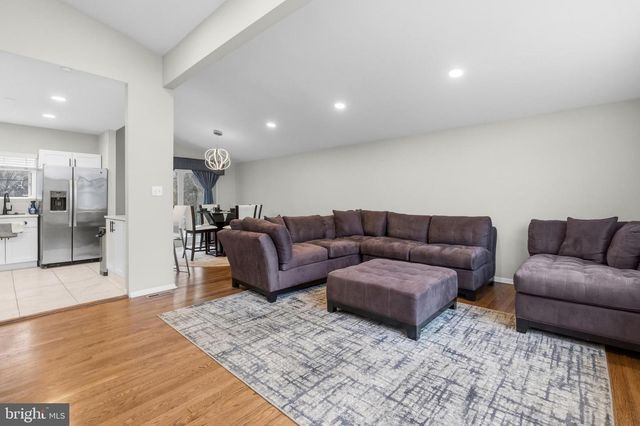 3317 SOUTHGREEN RD, Baltimore, MD 21244