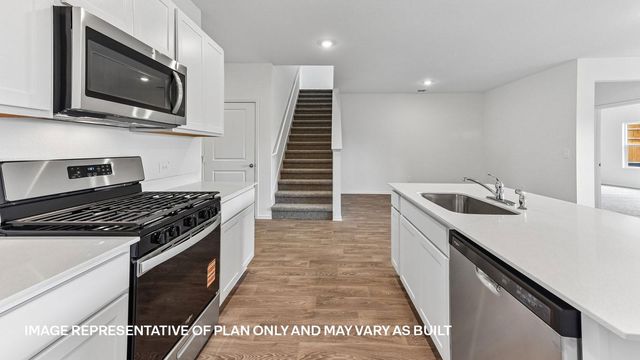 12117 Silverston Tree BND, Mustang Ridge, TX 78610