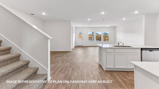 12117 Silverston Tree BND, Mustang Ridge, TX 78610