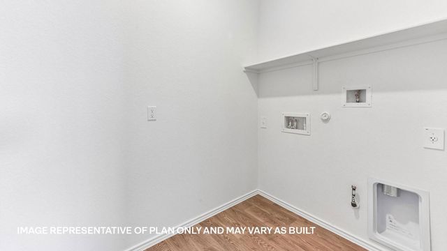 12117 Silverston Tree BND, Mustang Ridge, TX 78610