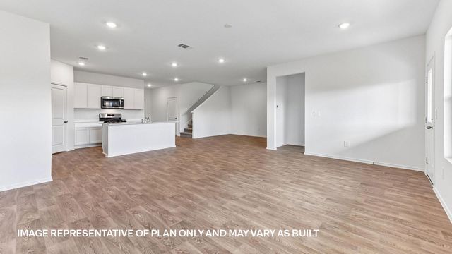 12117 Silverston Tree BND, Mustang Ridge, TX 78610