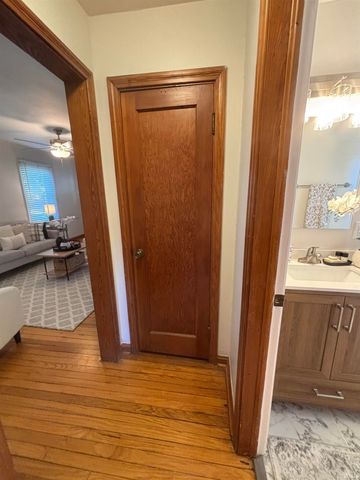 1507 Sweetser Avenue, Evansville, IN 47714