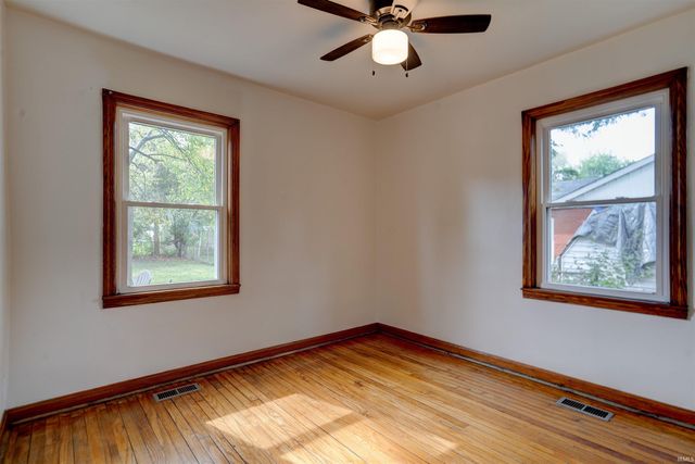 1507 Sweetser Avenue, Evansville, IN 47714
