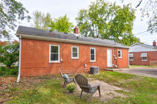 1507 Sweetser Avenue, Evansville, IN 47714