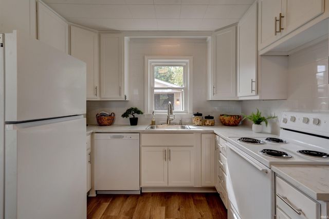 1507 Sweetser Avenue, Evansville, IN 47714