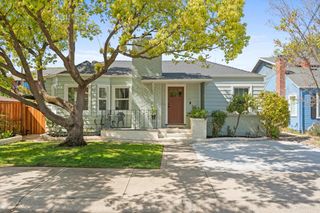 938 50th St, Sacramento, CA 95819