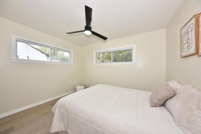 8106 Herbert AVENUE, Milwaukee, WI 53218