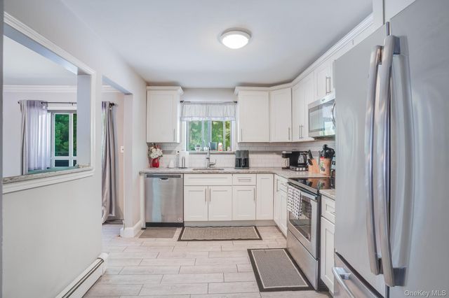 9 Heritage Drive E, Harriman, NY 10926