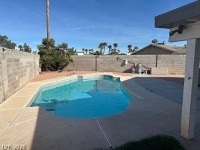 4430 Eureka Circle, Las Vegas, NV 89103