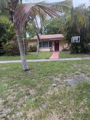 15100 NE 13th Avenue, North Miami Beach, FL 33162