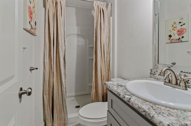 14220 Richardson Dr, Greenwell Springs, LA 70739