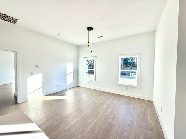 177 Cedar Avenue, Wellford, SC 29385