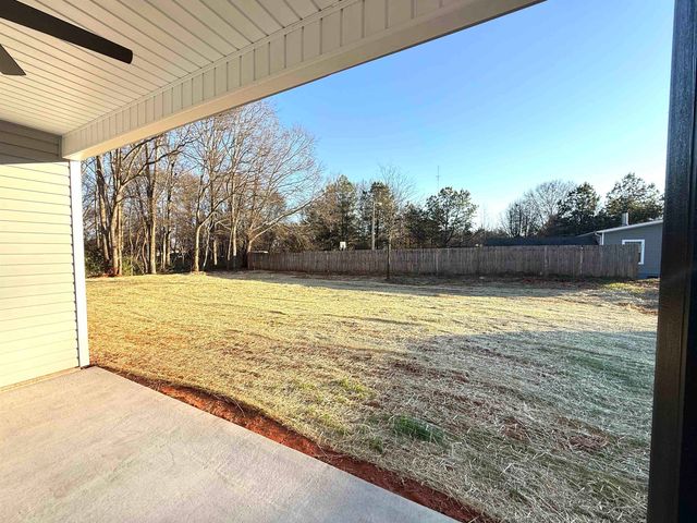 177 Cedar Avenue, Wellford, SC 29385