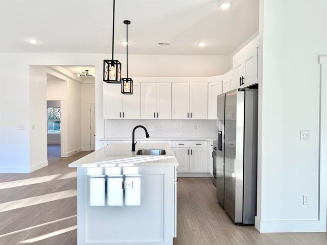 177 Cedar Avenue, Wellford, SC 29385