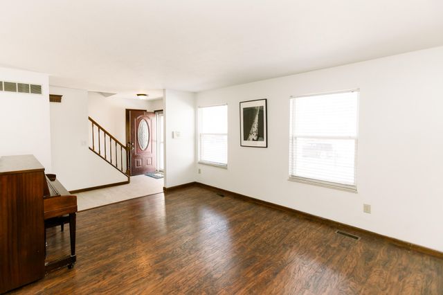 3061 Merrie Drive, Hebron, KY 41048