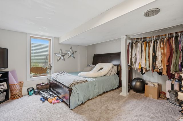 706 Giblin Drive, Iowa City, IA 52246