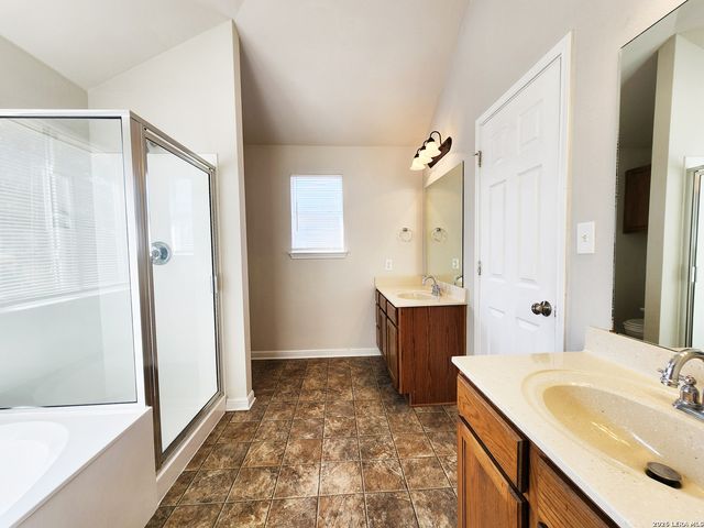 8422 Whitebrush, Converse, TX 78109