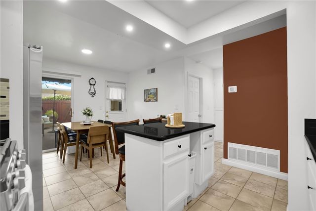 1795 W Glenoaks Avenue, Anaheim, CA 92801