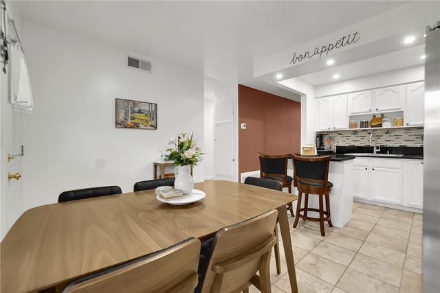 1795 W Glenoaks Avenue, Anaheim, CA 92801