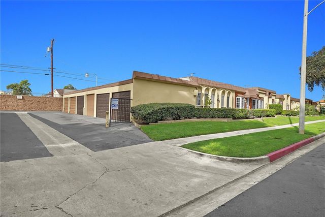 1795 W Glenoaks Avenue, Anaheim, CA 92801