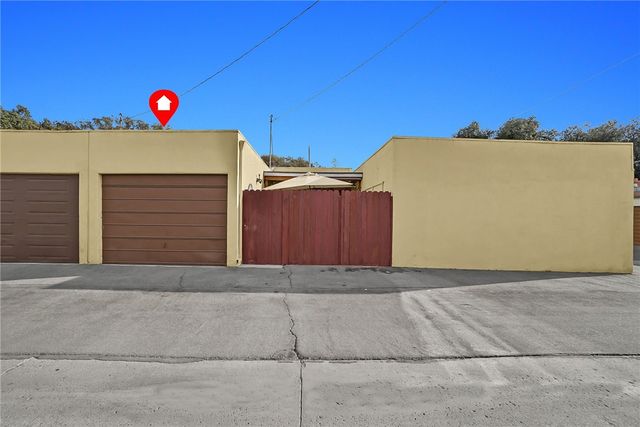 1795 W Glenoaks Avenue, Anaheim, CA 92801