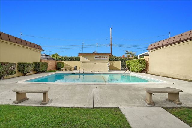 1795 W Glenoaks Avenue, Anaheim, CA 92801